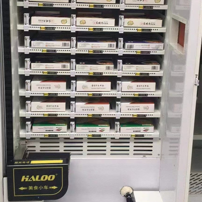 Máquina expendedora caliente de las comidas de la comida de la capacidad grande con el refrigerador y el calentamiento por microondas
