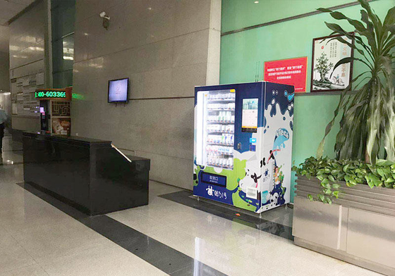 Máquina expendedora de la fruta fresca del OEM combinada con la red del armario 4G
